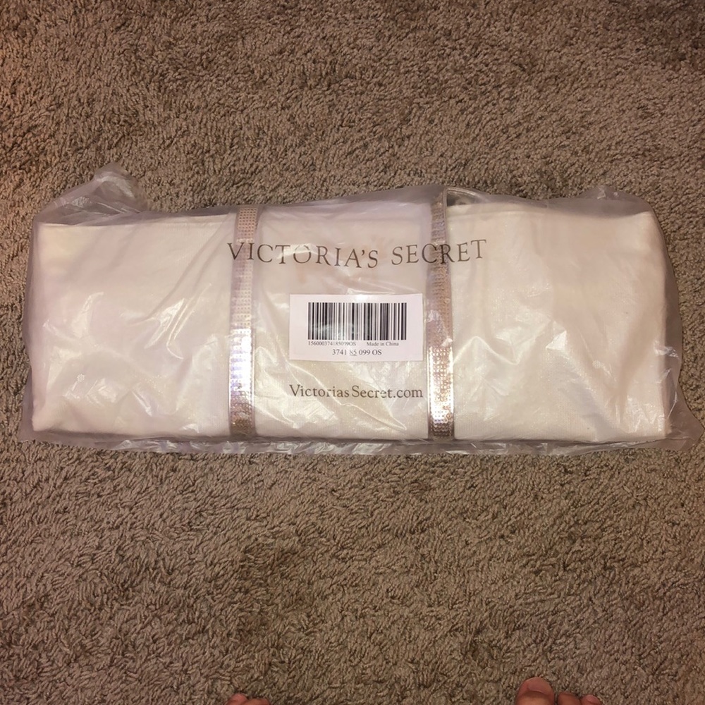 victoria secret sequence hand bag